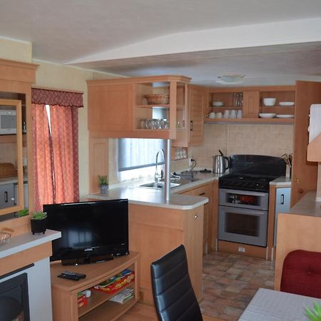 Hotel Mobilheim 16 A 17 - Vyrovicka Prehrada Vyr Vyrovice Zewnętrze zdjęcie