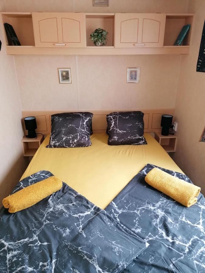 Hotel Mobilheim 16 A 17 - Vyrovicka Prehrada Vyr Vyrovice Zewnętrze zdjęcie